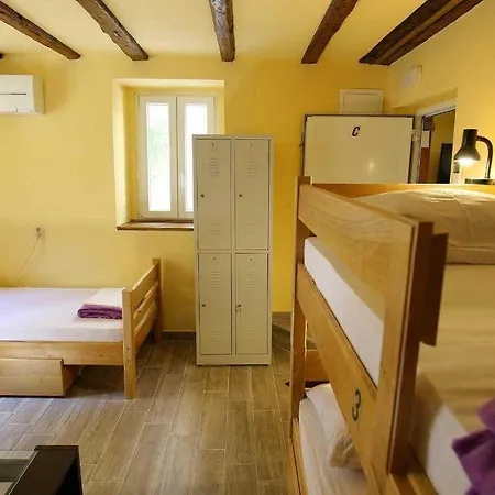 Tequila Bar (adults Only) זאדאר