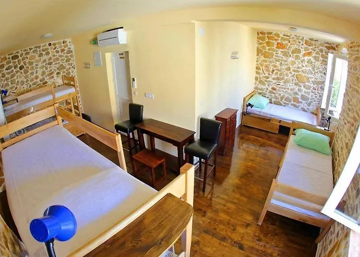 Tequila Bar (adults Only) * 자다르