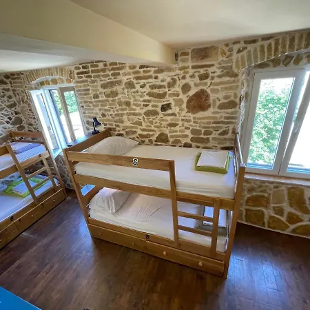 ホステル Tequila Bar (adults Only) ザダル